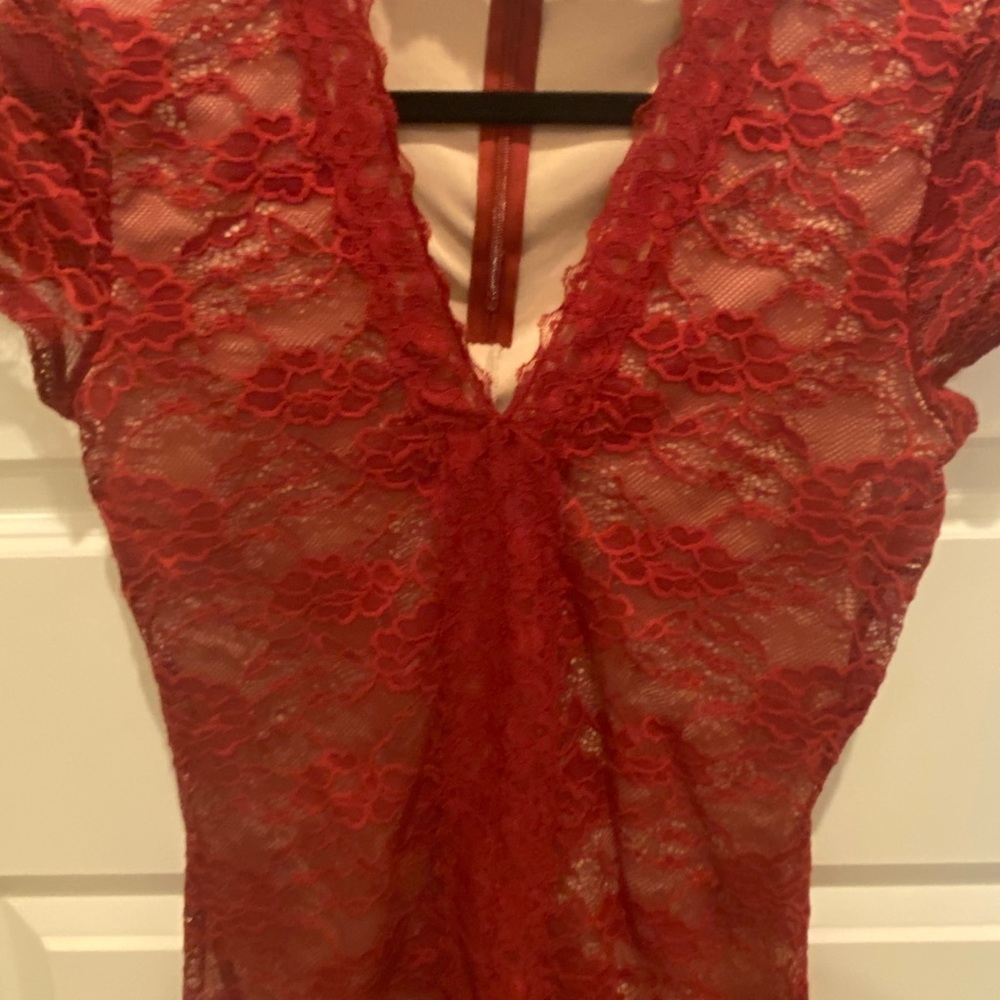 Express Top - Picture 2 of 3